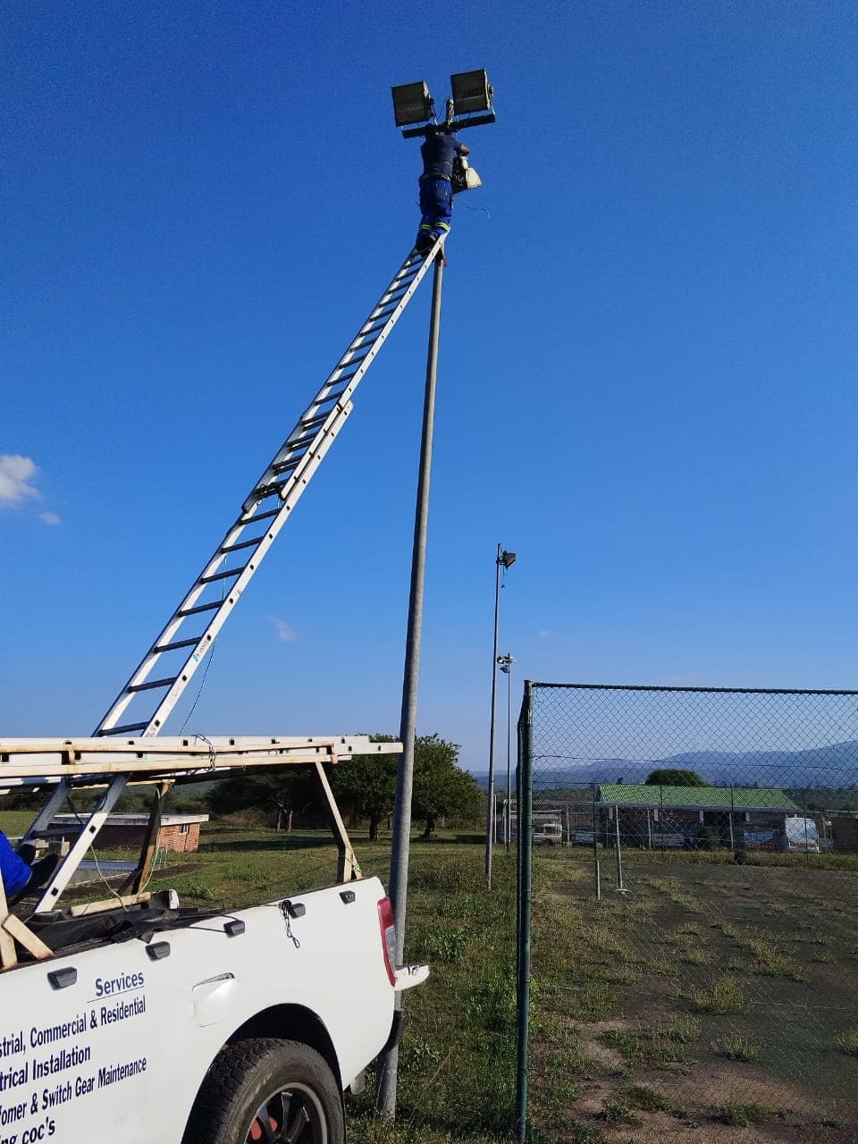 Perimeter Lighting Installation - View 4